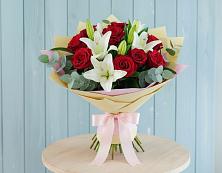 Букет цветов из:  Лилии и Розы в Узловая