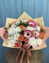 Букет цветов из:  Розы, Герберы и Хризантемы в Узловая