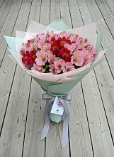 Букет цветов из:  Альстромерии в Узловая