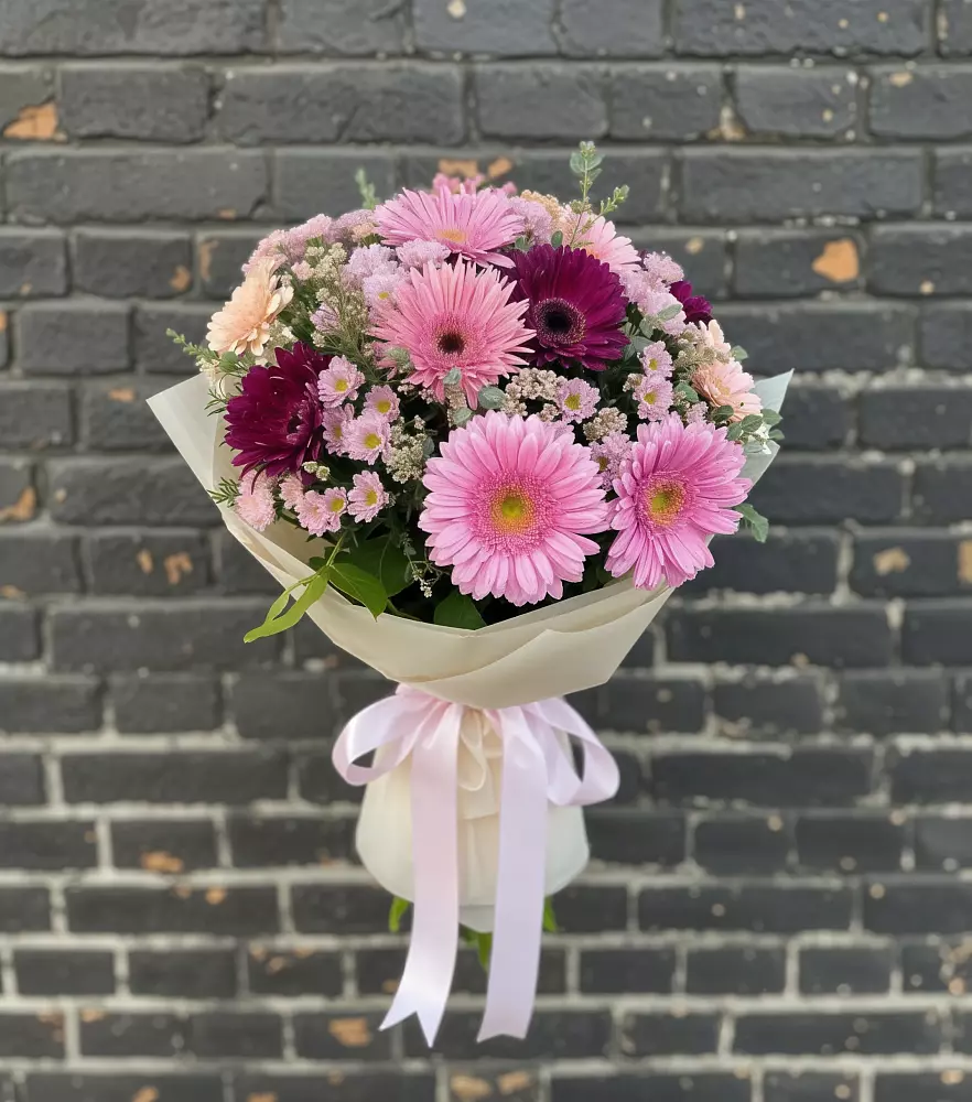 Букет цветов из: Герберы и Хризантемы в Узловая