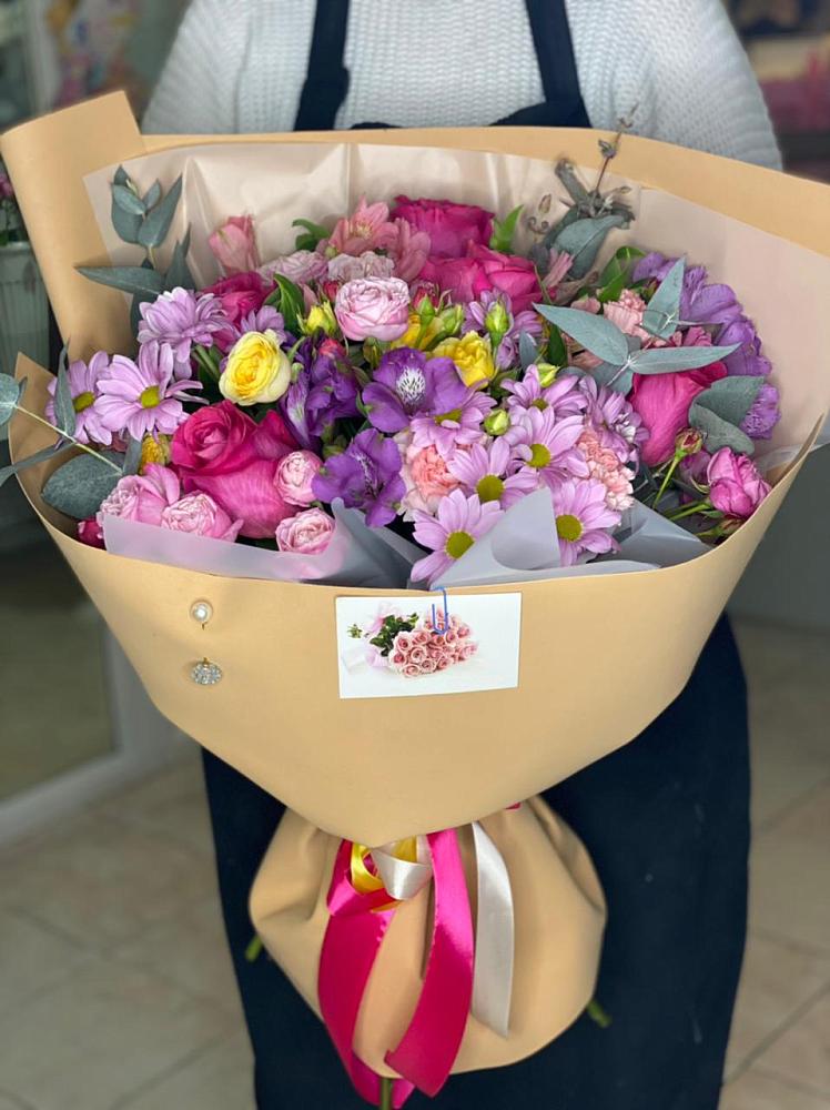 Букет цветов из: Хризантемы, Гвоздики и Альстромерии в Узловая