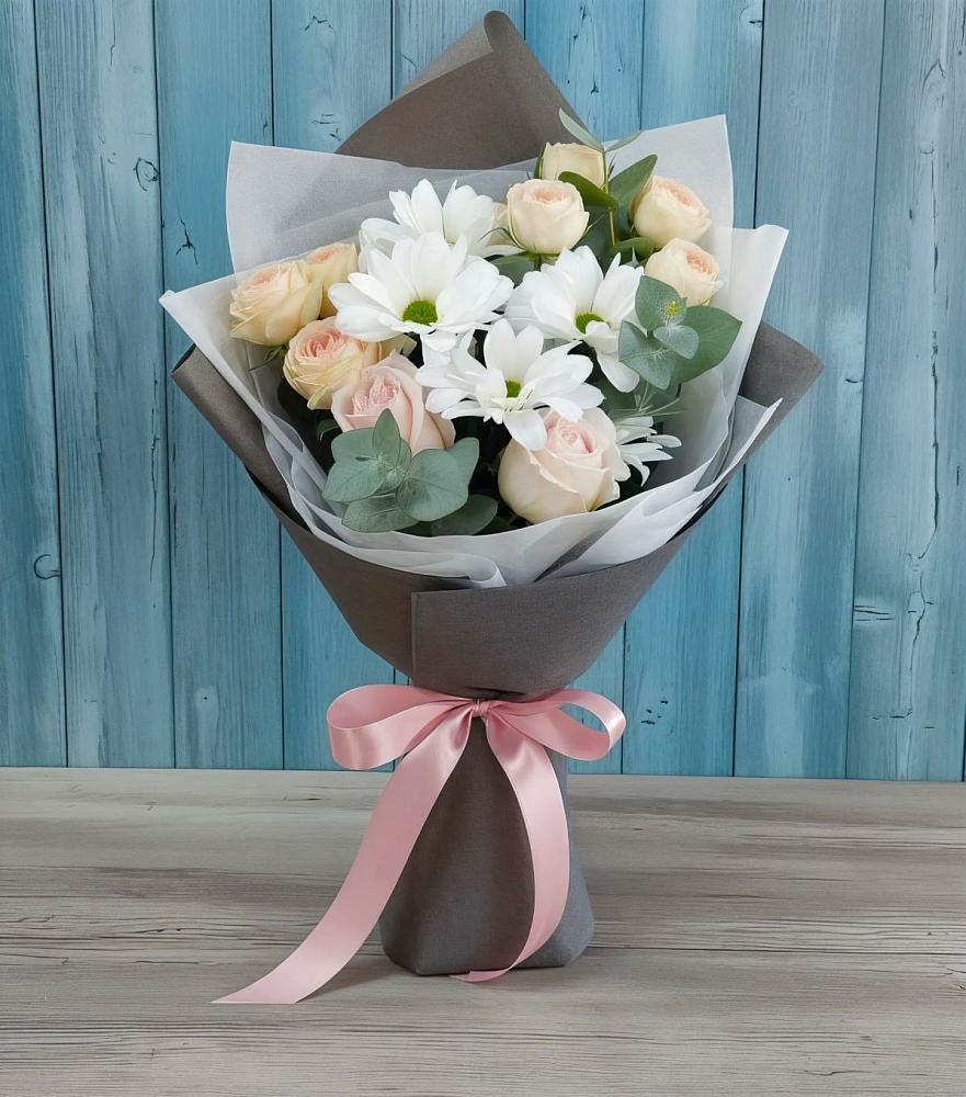 Букет цветов из: Хризантемы и Розы в Узловая