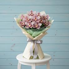 Букет цветов из:  Орхидеи и Розы в Узловая