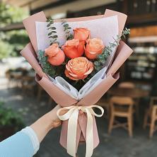 Букет цветов из:  Розы в Узловая