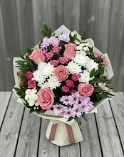 Букет цветов из:  Альстромерии, Гвоздики, Розы и Хризантемы в Узловая