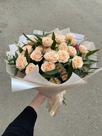Букет Кремовые розы Латте в Узловая