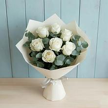Букет Белые розы в Эвкалипте в Узловая