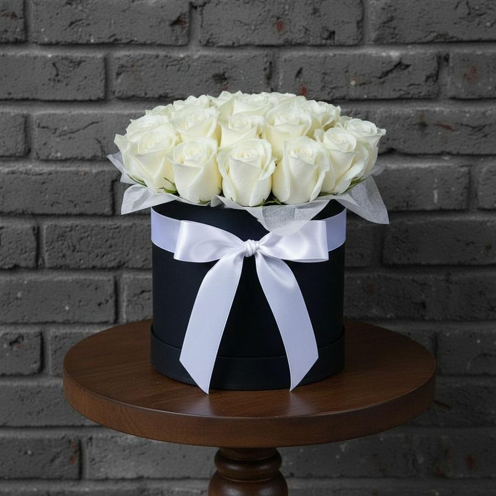 Цветочная композиция из Розы в шляпной коробке в Узловая